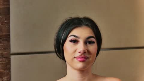 Snapshot of kyrahill_ chatting on December 29, 2024, 11:39 pm Kyra online show from December 29, 2024, 11:39 pm