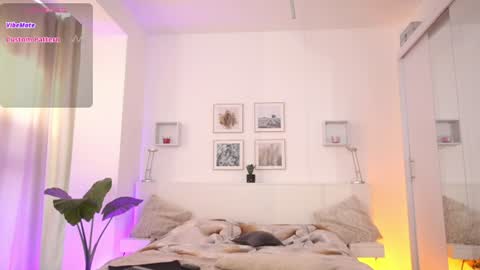 Snapshot of l1ttle_kiki chatting on June 27, 2026, 2:23 pm Viktoria White online show from June 27, 2026, 2:23 pm