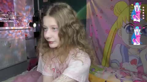 Snapshot of l1ttlekiki chatting on October 7, 2025, 2:47 pm Sara online show from October 7, 2025, 2:47 pm