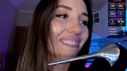 Snapshot of l1tww chatting on February 4, 2025, 9:31 pm Malika online show from February 4, 2025, 9:31 pm