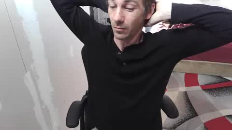 l1v1nth3dr3am online show from October 17, 2025, 10:07 am