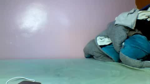 Snapshot of l556778 chatting on March 7, 2026, 7:00 pm crazy creamer online show from March 7, 2026, 7:00 pm