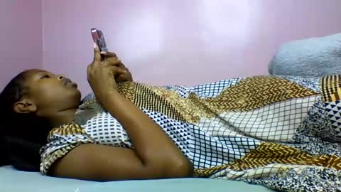 Snapshot of l556778 chatting on March 15, 2026, 6:14 pm crazy creamer online show from March 15, 2026, 6:14 pm