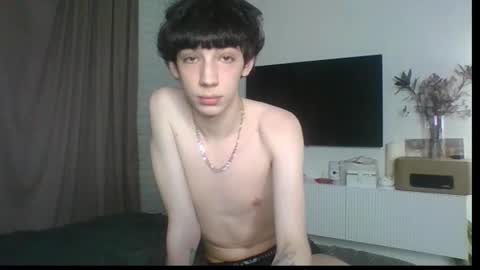 Snapshot of l8199 chatting on January 17, 2026, 5:34 am liam online show from January 17, 2026, 5:34 am