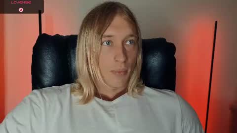 Snapshot of l_adonis_l chatting on June 11, 2026, 9:29 am Adonis online show from June 11, 2026, 9:29 am