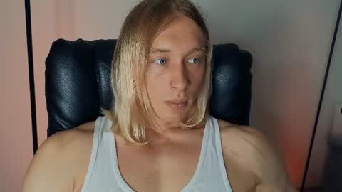 Snapshot of l_adonis_l chatting on June 29, 2026, 7:58 am Adonis online show from June 29, 2026, 7:58 am