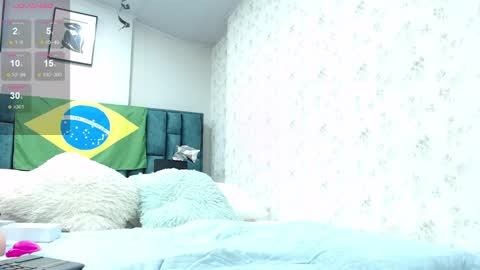 la crespa x online show from February 24, 2025, 12:05 pm