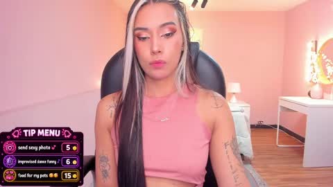 Snapshot of la_monitora chatting on May 21, 2026, 11:39 am T A T I A N A online show from May 21, 2026, 11:39 am
