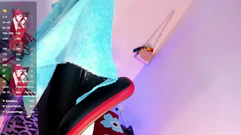 Snapshot of la_ratona_1 chatting on April 5, 2026, 7:00 pm AriSaray online show from April 5, 2026, 7:00 pm