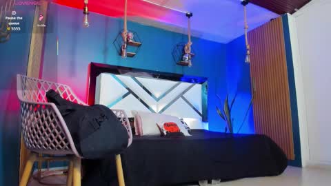 Cris  online show from October 25, 2025, 11:07 am