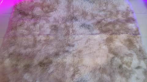 Cris  online show from April 3, 2026, 11:52 am