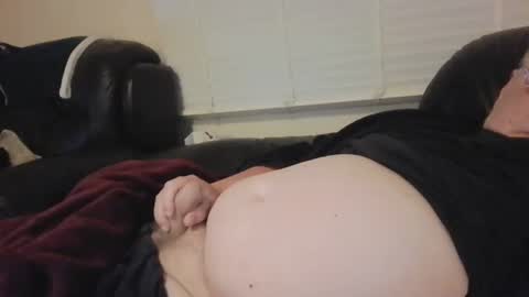 labialuv2suck online show from April 16, 2026, 7:36 pm