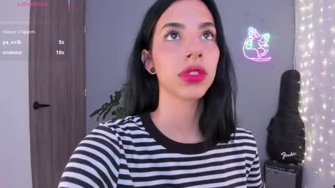 Snapshot of labrika_ chatting on October 24, 2025, 9:00 pm Labrika online show from October 24, 2025, 9:00 pm