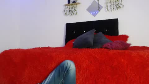 labrinthteasing online show from July 10, 2026, 9:28 pm