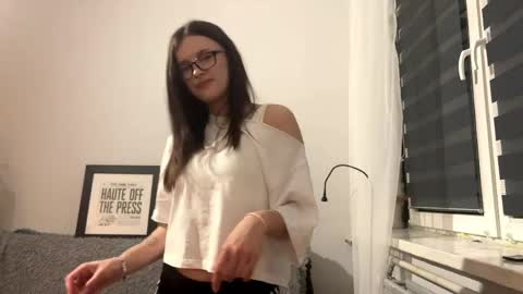 Emma online show from May 5, 2026, 8:06 pm