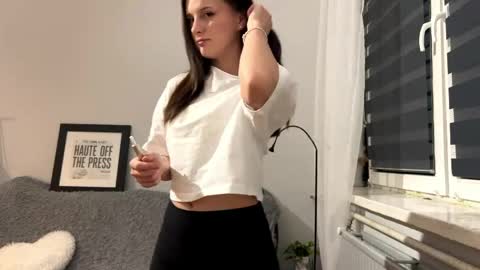 Emma online show from May 10, 2026, 9:09 pm