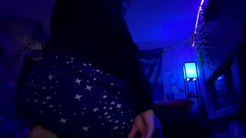 lacedinsin online show from May 20, 2026, 4:29 am