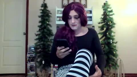 Lacy online show from June 5, 2026, 6:35 pm
