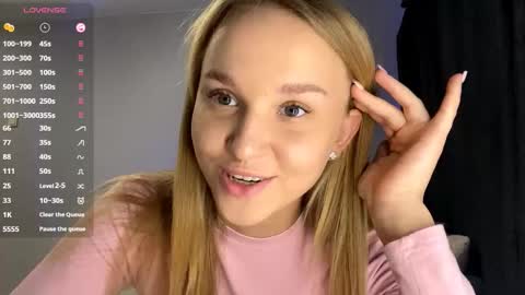 Snapshot of ladawndepippo chatting on September 21, 2025, 11:01 am Sofia online show from September 21, 2025, 11:01 am
