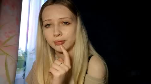 Snapshot of ladawnloser chatting on May 10, 2026, 1:00 am Lada online show from May 10, 2026, 1:00 am