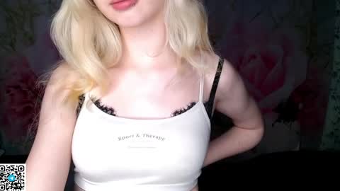 Snapshot of ladawnloser chatting on May 18, 2026, 1:24 am Lada online show from May 18, 2026, 1:24 am