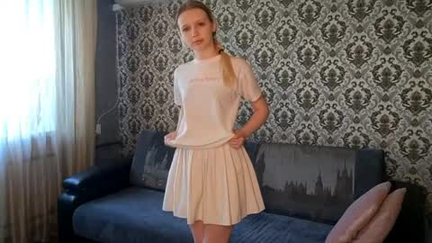 Snapshot of ladawnloser chatting on May 24, 2026, 12:04 am Lada online show from May 24, 2026, 12:04 am