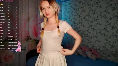 Snapshot of ladawnloser chatting on May 31, 2026, 9:27 am Lada online show from May 31, 2026, 9:27 am