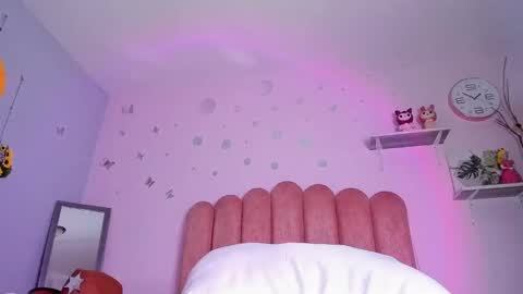 Snapshot of ladenandjuan chatting on January 27, 2025, 5:48 pm Laden And Juan online show from January 27, 2025, 5:48 pm