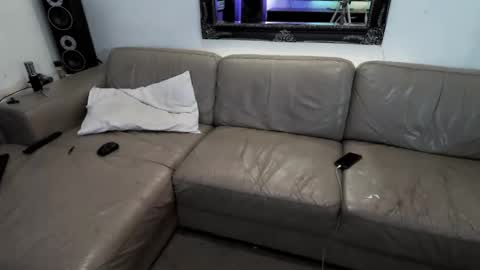 Hectic online show from December 17, 2024, 8:21 pm