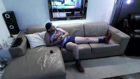 Hectic online show from January 4, 2025, 11:27 pm