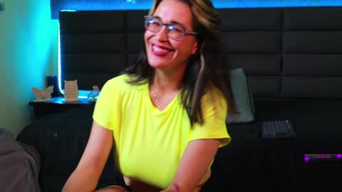 Kathie  Dicky    online show from January 8, 2025, 1:11 am