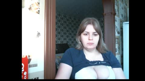 lady cute cat29 online show from December 19, 2025, 2:51 am