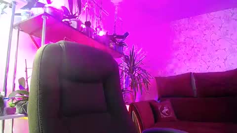 Lady Gloria online show from January 4, 2025, 6:41 am