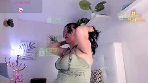    online show from October 16, 2025, 7:04 pm