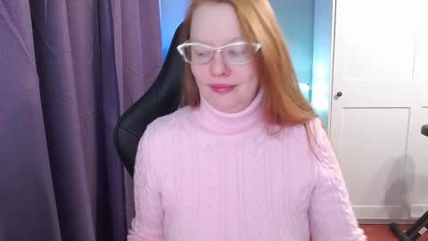 Snapshot of lady_inari chatting on January 14, 2026, 7:41 pm Angelika online show from January 14, 2026, 7:41 pm