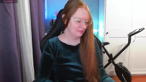 Snapshot of lady_inari chatting on February 17, 2026, 3:25 am Angelika online show from February 17, 2026, 3:25 am