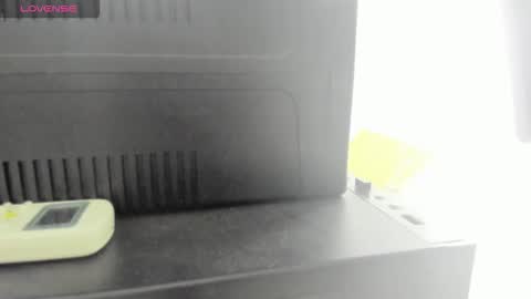 lady_miss___ online show from March 27, 2026, 12:05 pm