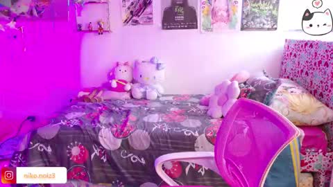 Snapshot of lady_noize chatting on February 2, 2026, 7:34 pm Lady online show from February 2, 2026, 7:34 pm
