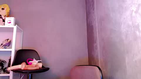 Snapshot of lady_of_pleasure28 chatting on July 10, 2026, 6:43 pm Ella online show from July 10, 2026, 6:43 pm