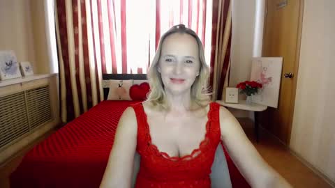 Snapshot of lady_sexy_di chatting on March 8, 2025, 10:22 am Diana online show from March 8, 2025, 10:22 am