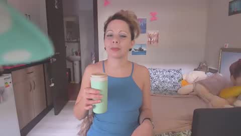 Snapshot of lady_smile69 chatting on March 11, 2025, 11:33 am lady_smile69 online show from March 11, 2025, 11:33 am