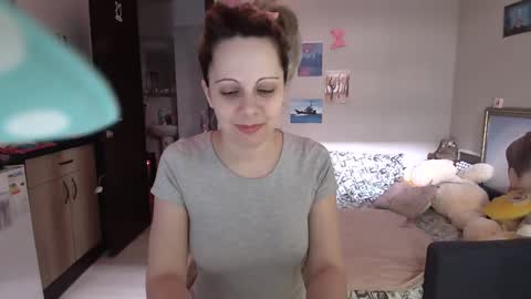 Snapshot of lady_smile69 chatting on March 12, 2025, 6:07 am lady_smile69 online show from March 12, 2025, 6:07 am