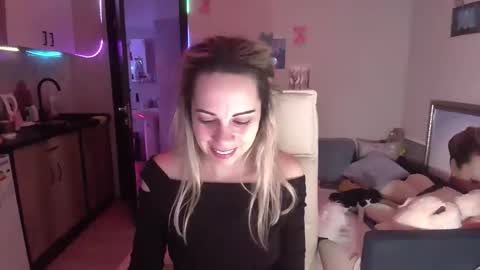 Snapshot of lady_smile69 chatting on November 8, 2025, 4:45 am lady_smile69 online show from November 8, 2025, 4:45 am