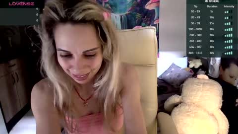 lady_smile69 online show from July 19, 2026, 8:29 am