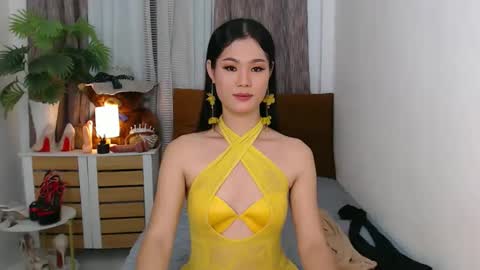 Trix online show from November 22, 2025, 9:03 pm