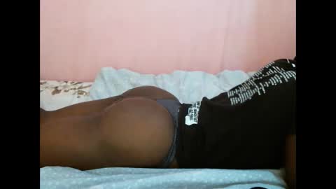 Snapshot of ladyanniee chatting on January 22, 2025, 5:05 am Essy online show from January 22, 2025, 5:05 am