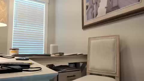 Snapshot of ladybabs chatting on October 14, 2025, 6:20 pm Ladybabs online show from October 14, 2025, 6:20 pm