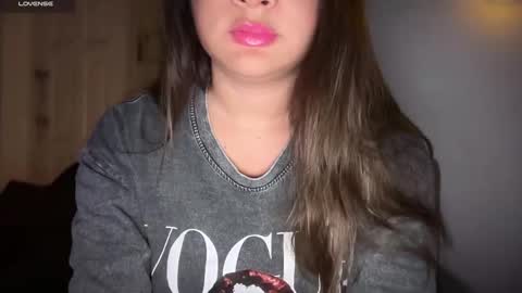 Snapshot of ladybird21 chatting on December 16, 2025, 6:35 pm Aria online show from December 16, 2025, 6:35 pm