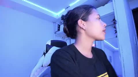 Lady  online show from July 6, 2026, 3:25 am