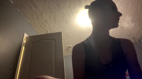 Snapshot of ladybug9097 chatting on December 22, 2024, 4:50 am RockStar Couple online show from December 22, 2024, 4:50 am